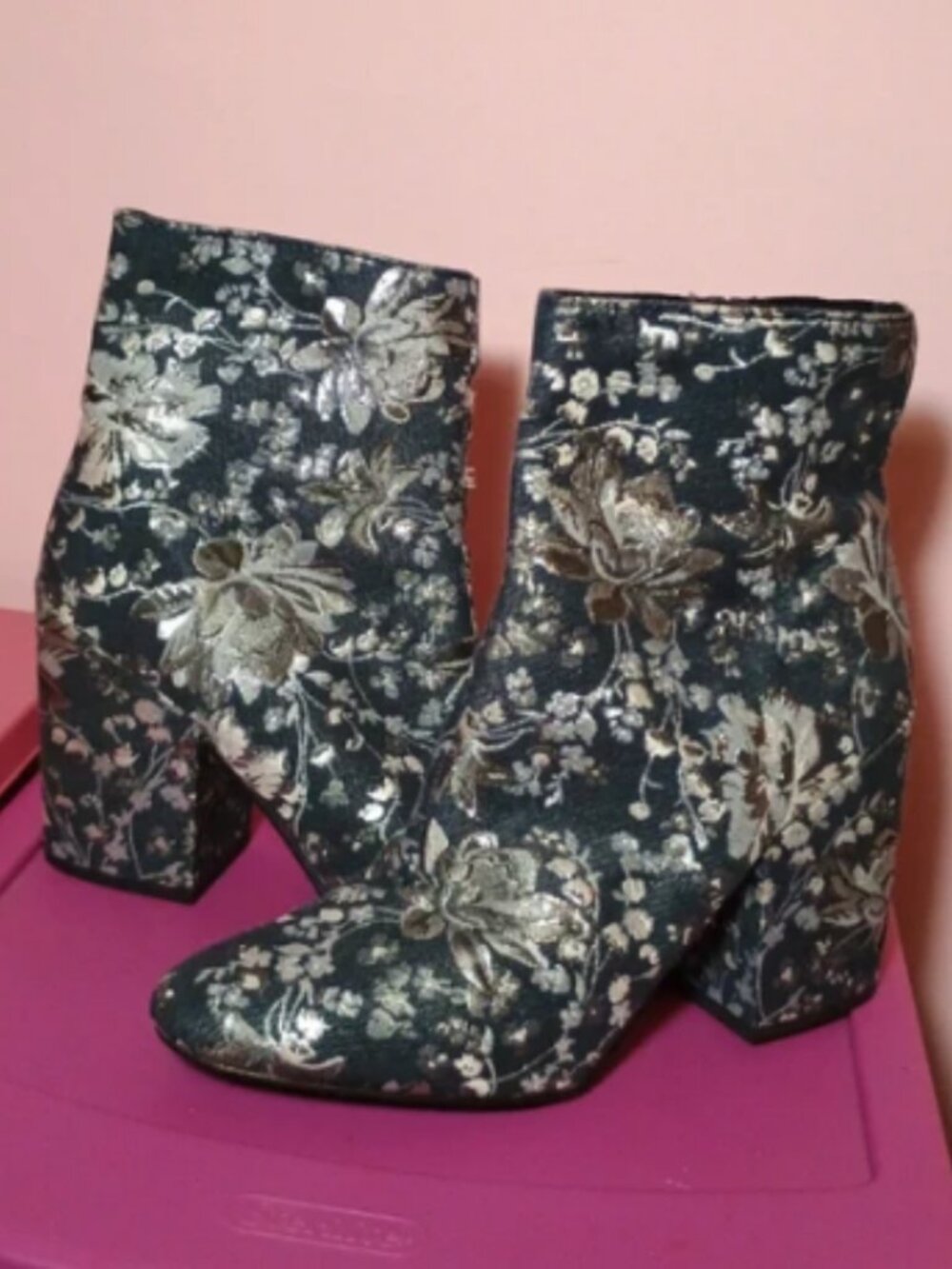 Heeled boots denim color with silver detailing